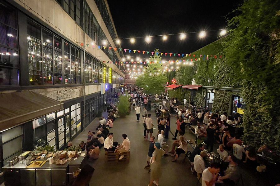 Fabrika
